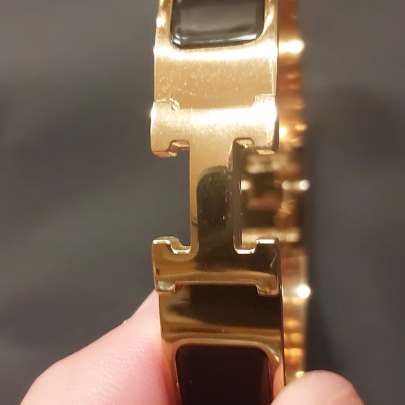 Authentic Hermes Black and Gold Clic GM Cuff Bracelet - Picture 4 of 6